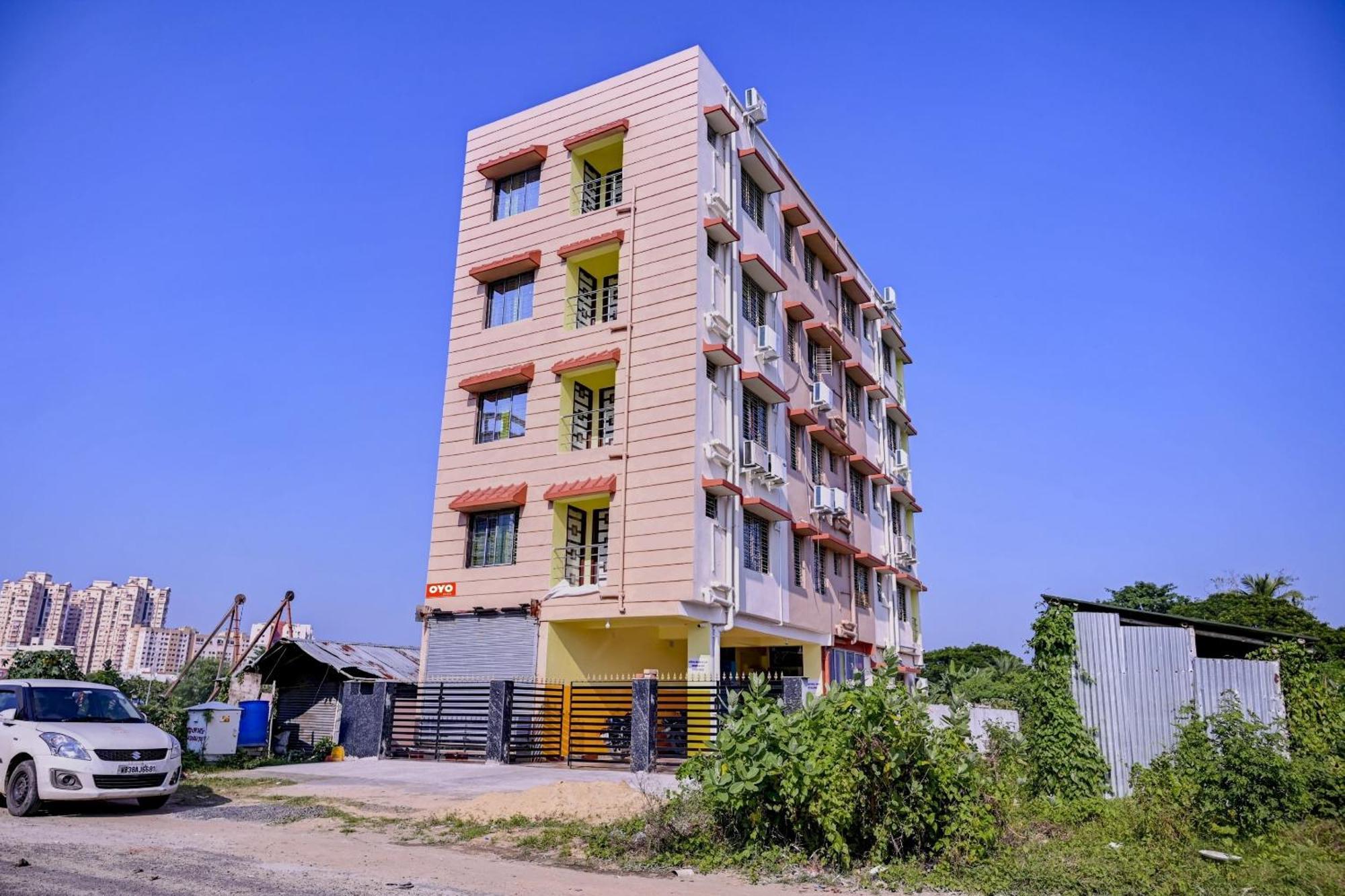 Super Hotel O 4 Friends Calcutta Exteriör bild
